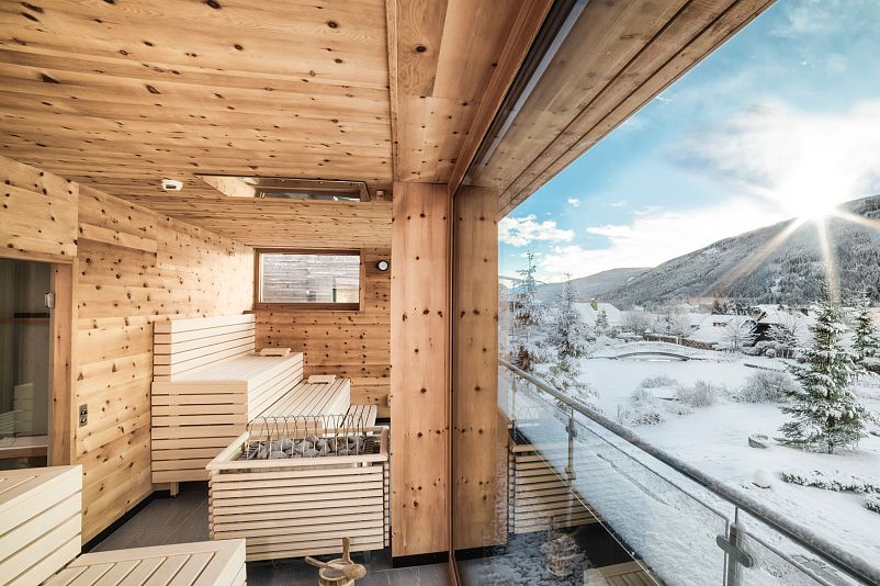 Wellnesshotel_Eggerwirt_hotelsINshape_best fitness hotels_Zirbensauna.jpg