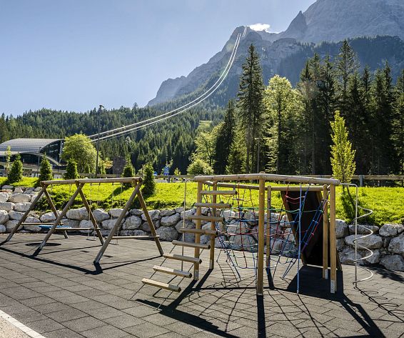 druck-zugspitzresort-0720-3601-hotelsinshape.jpg