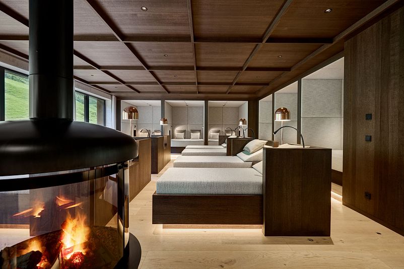 New relaxation room at Alpenhof Hintertux with freestanding round fireplace