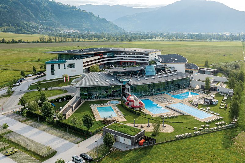 Aussenaufnahme_Sommer_TauernSpa.jpg