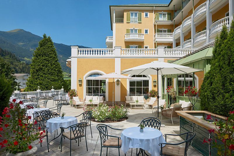 Das-Alpenhaus-Gasteinertal_Terrasse_ahg24_0364_w.jpg
