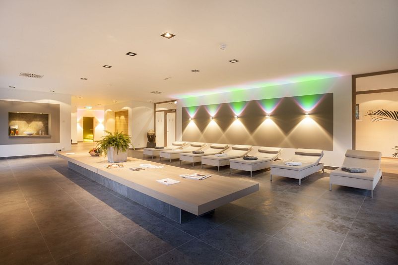 dolomitengolf-suites-hotelsinshape-best-fitness-hotels-best-yoga-hotels140627-martinlugger-golfhotel-img-9608.jpg