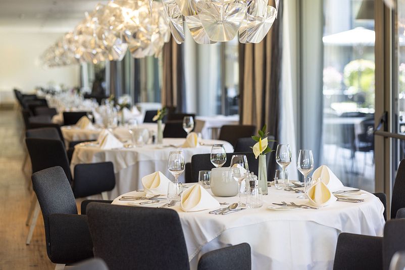 dolomitengolf-suites-hotelsinshape-best-fitness-hotels-best-yoga-hotelsdolomitengolf-suites-haubenrestaurant-vincena.jpg