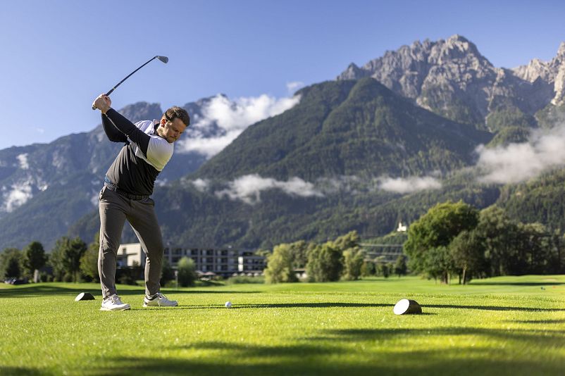 dolomitengolf-suites-hotelsinshape-best-fitness-hotels-best-yoga-hotelsgolfpanorama-lienzer-dolomiten.jpg