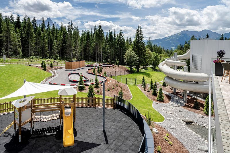 druck-zugspitzresort-0720-2851-hotelsinshape.jpg