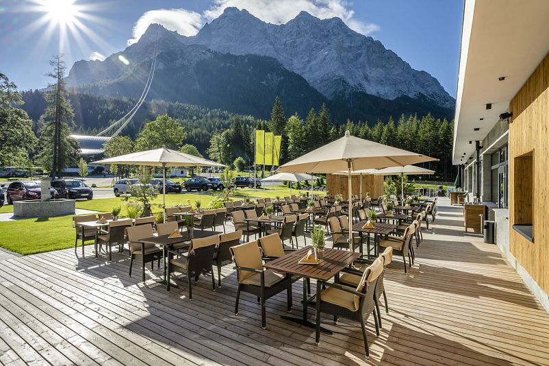 druck-zugspitzresort-0720-3536-hotelsinshape.jpg