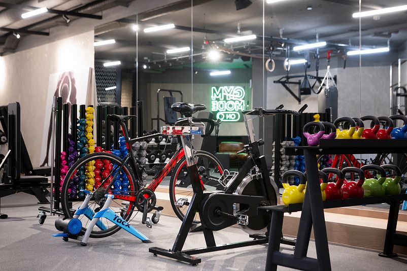 ELVA Stubaital – Fitnessstudio mit Spinning, Kettlebells und Tacx Trainer