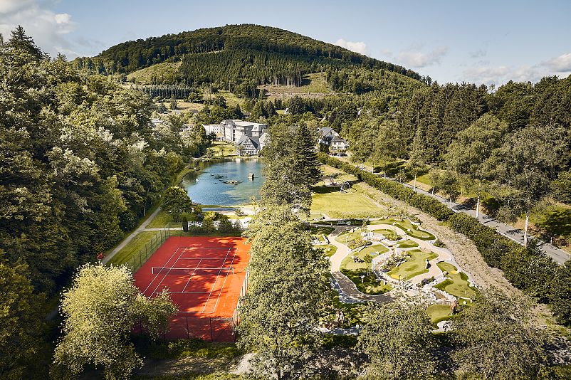 Hotel DEIMANN_Sauerland_hotelsINshape-best fitness hotels_Hotelfotografen_high_2024_DJI_20240716154954_0394_D_HDR.jpg