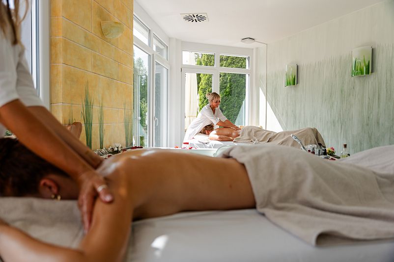 Partnermassage im Spa am Schluchsee