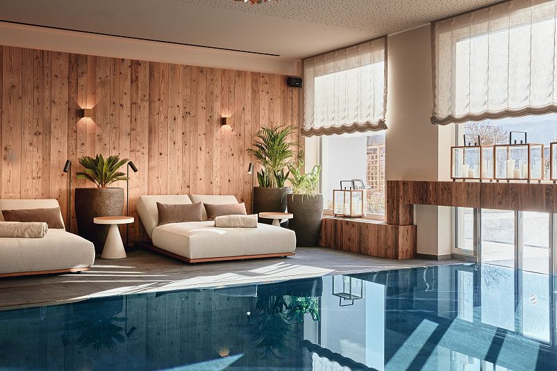Mount Med Resort Indoor Pool Daylight Lounge Beds Wildschönau