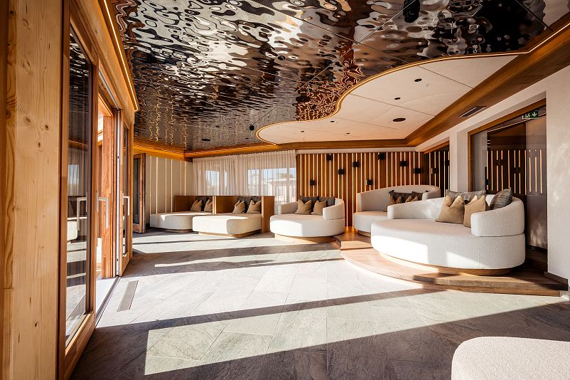 Spa-Lounge im Saunabereich des Mountain Resort Feuerberg