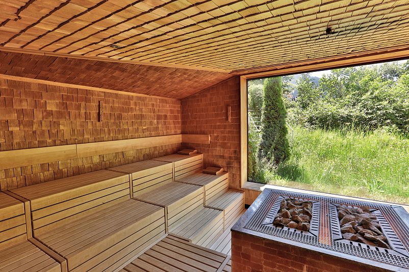 Panorama Sauna 90°C ERMITAGE Wellness Hotel Gstaad