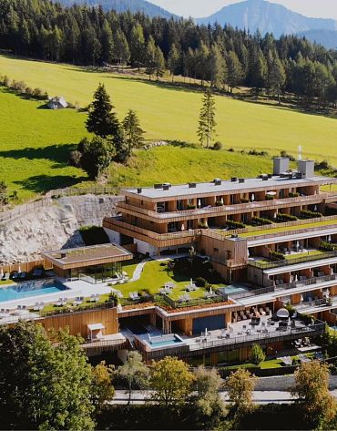Tratterhof Mountain Sky Hotel