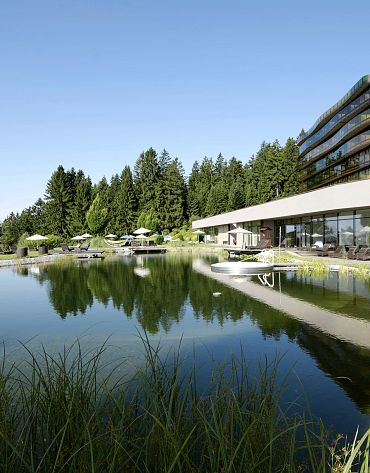 Hotel AVIVA make friends